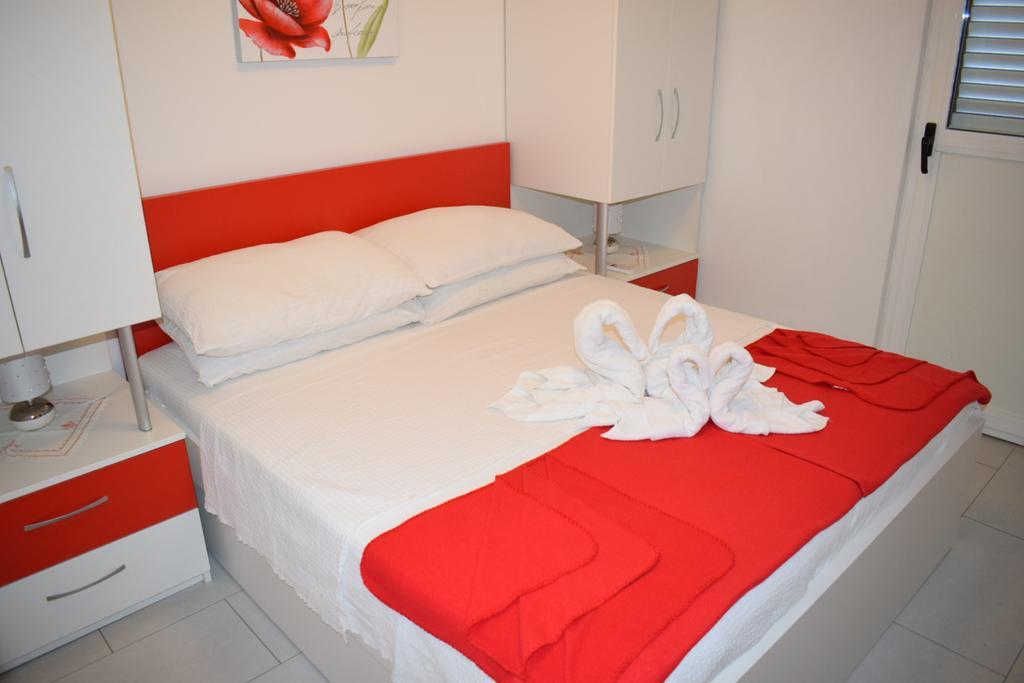 Zorana Hostal Hvar Town